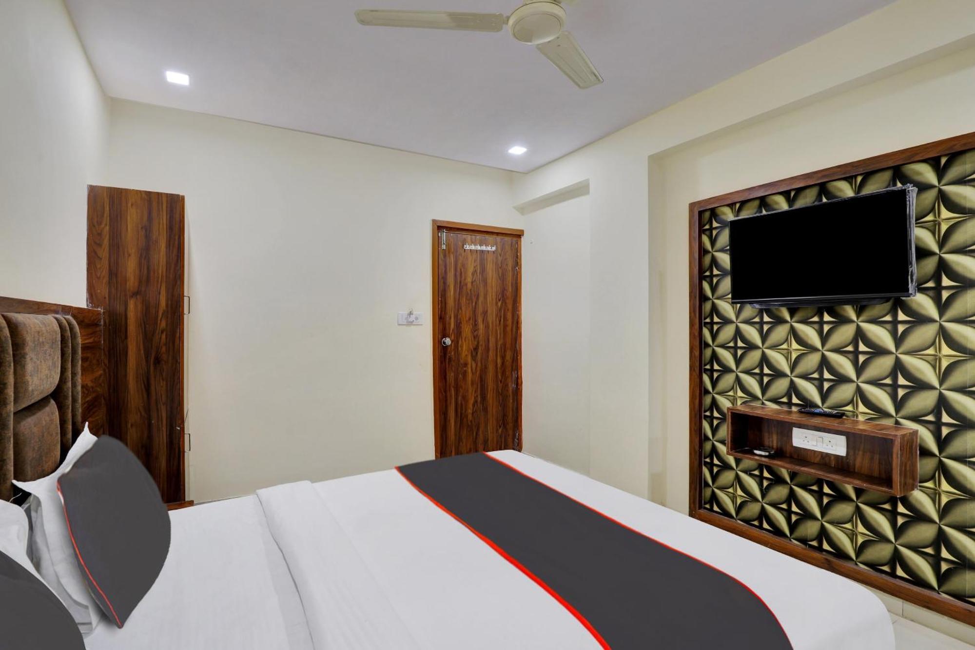 Hotel O Neelkamal Amhedabad Dış mekan fotoğraf