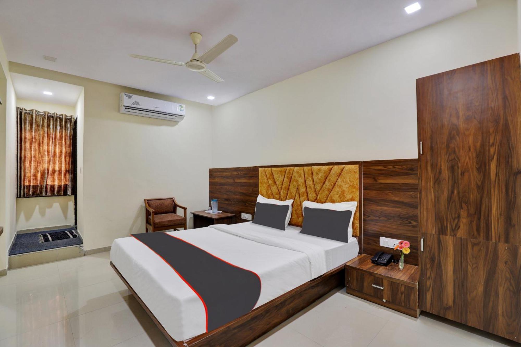 Hotel O Neelkamal Amhedabad Dış mekan fotoğraf